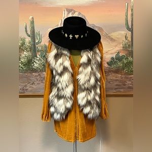 BNWOT LALAVON CRUSHED VELVET TURMERIC DRESS/ TUNIC SIZE M